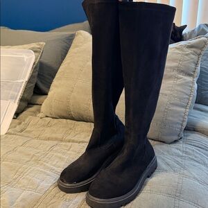 Black Knee-High Women's Boots